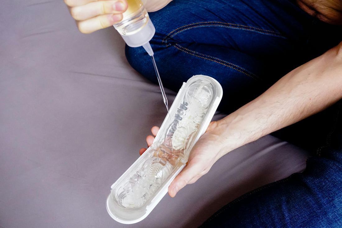Discover the best personal lubricants. Explore water-based, silicone, oil & hybrid formulas for comfort, pleasure & safety. Discreet UK & EU delivery.