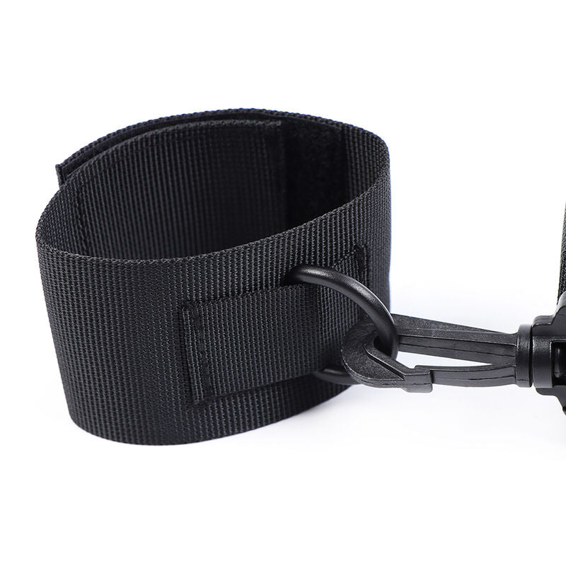OHMAMA - DelighToys Nylon Wrist Restraints
