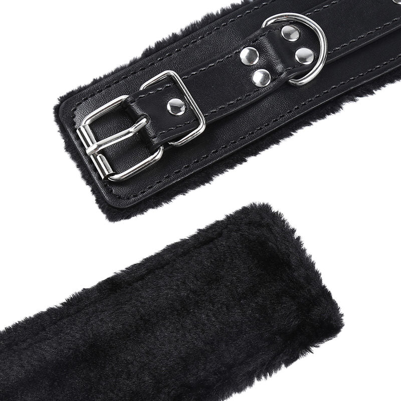 OHMAMA - Fetish – Fur Lined Wrist Restraints by DelighToys