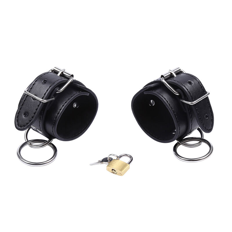 OHMAMA - Fetish – O – Ring Locked Wrist Restraints by DelighToys