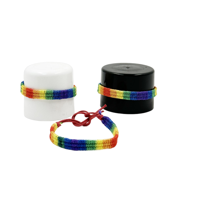 DelighToys - Pride – LGBT Flag Thread Bracelet