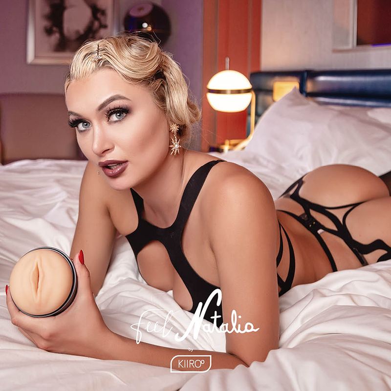 KIIROO - DelighToys – Kiiroo Feel Natalia Starr Stroker – Stars Collection