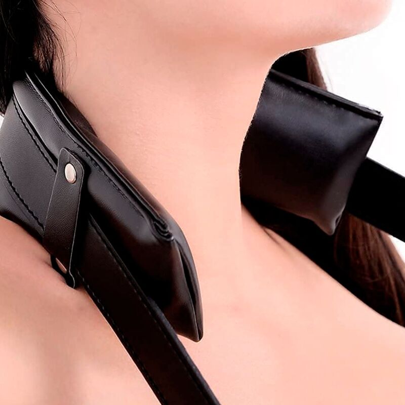 Enhance your BDSM experience with the Alive Leg Adjustable Restraint. Designed for secure, comfortable leg restriction, this body-safe accessory ensures safe exploration and intimate control.4