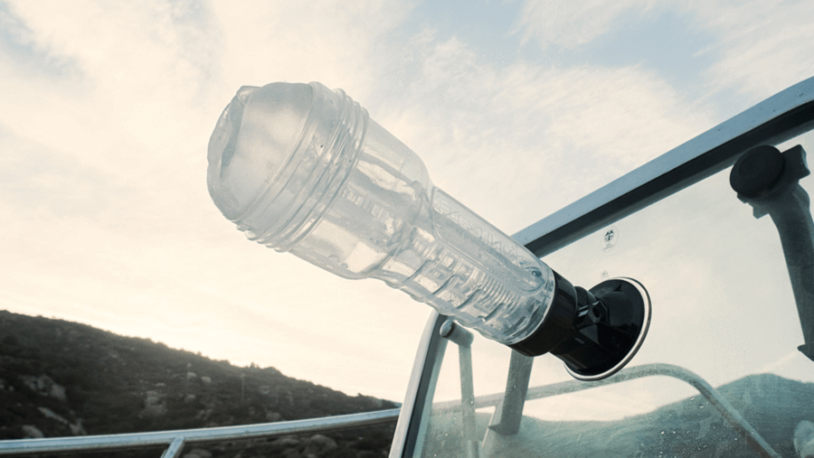 FLESHLIGHT - Shower Mount Adapter by DelighToys