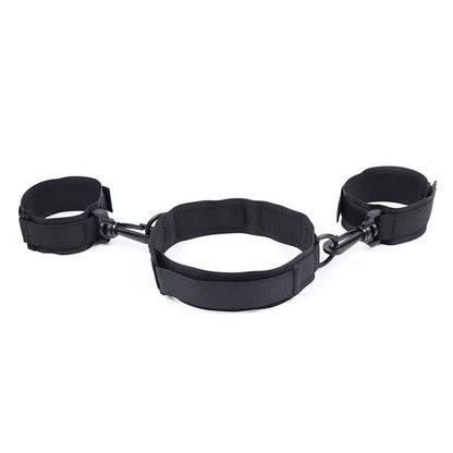 Ohmama Fetish - Nylon Handcuffs And Collar