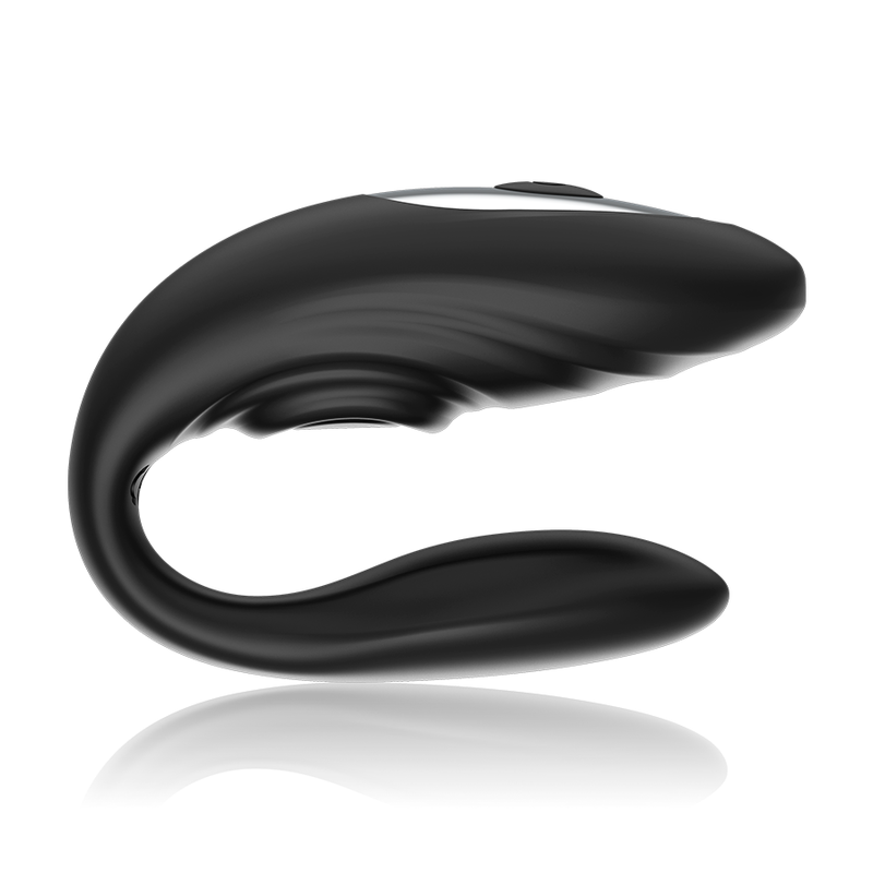 Discover the Brilly Glam G-Spot Vibrator Remote Control. Dual motors, USB rechargeable, and body-safe silicone for unforgettable solo and couple experiences.6